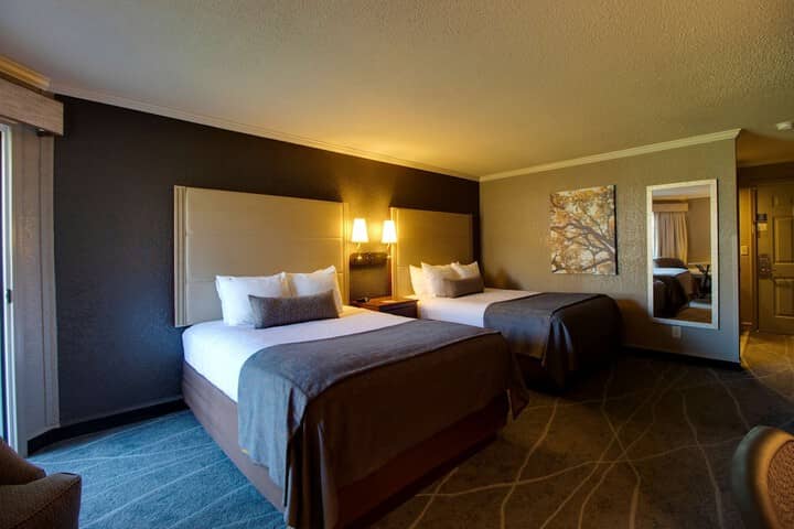 Room 44 of 80