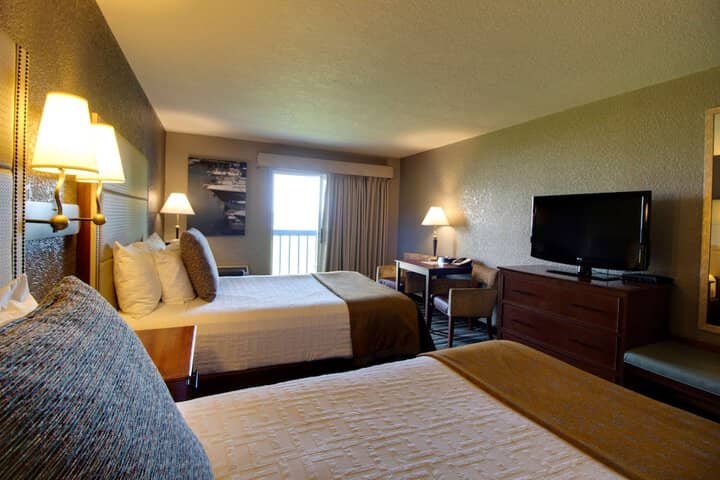 Room 28 of 80